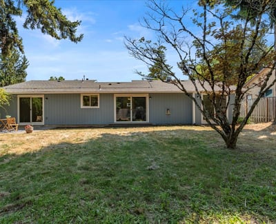 12025 SW Springwood Dr, Tigard, OR