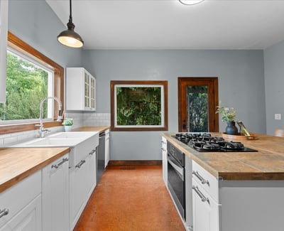 12260 SW Butner Road, Portland, OR