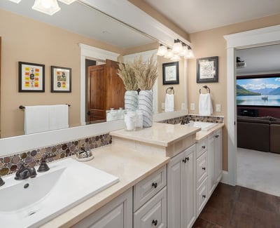 8617 NE 20th Street, Clyde Hill, WA
