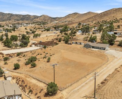 4545 Fairlane St, Acton, CA