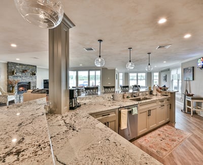 15 Bates Grove Rd, Webster, MA