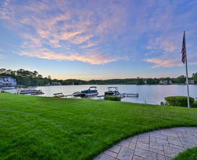 15 Bates Grove Rd, Webster, MA