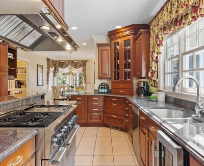 20 Hillery Road, Leominster, MA