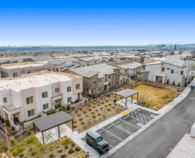 600 N. Carriage Hill Dr. #1045, Las Vegas, NV