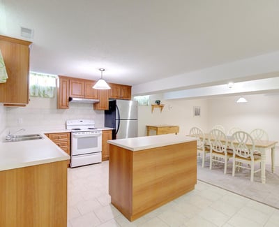 99 Lealinds Rd, Vaughan, ON