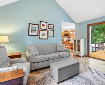 4 Lawson Farm Road, Londonderry, NH