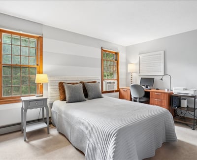 4 Lawson Farm Road, Londonderry, NH