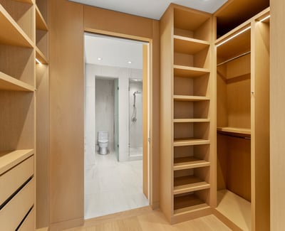1 strathgowan avenue, Suite 710, Toronto, ON