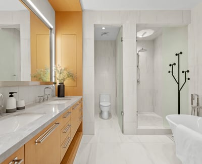 1 strathgowan avenue, Suite 710, Toronto, ON