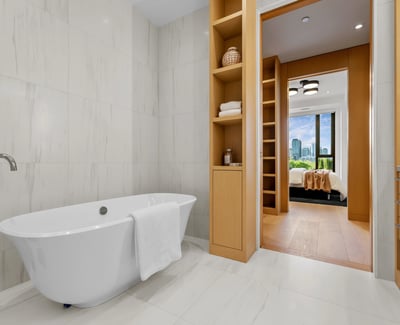 1 strathgowan avenue, Suite 710, Toronto, ON