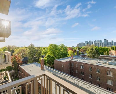 1 strathgowan avenue, Suite 710, Toronto, ON
