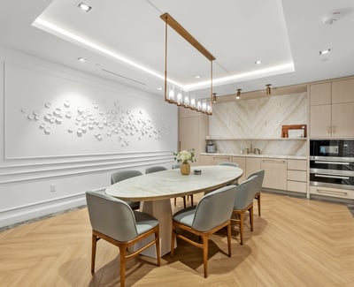 1 strathgowan avenue, Suite 710, Toronto, ON