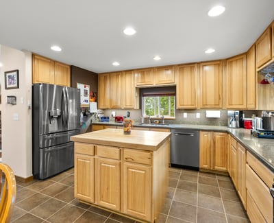 7925 Green Meadow Dr, Helena, MT