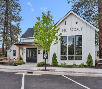 560 E Main Avenue, Sisters, OR