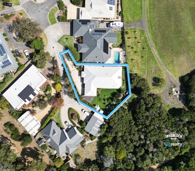 This unique property features spacious grounds and a modern layout, perfect for comfortable living and entertaining.