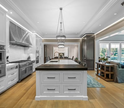Le Plaisance: 543 Stanwich Road, Greenwich, CT