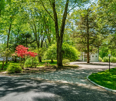 17 Richmond Hill Road, Weston, CT