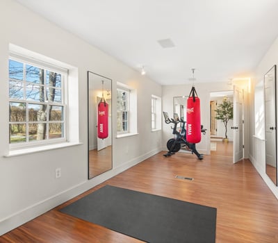 91 Algonquin Road, Fairfield, CT