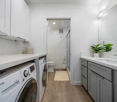 2500 Kalākaua Ave #903, Honolulu, HI
