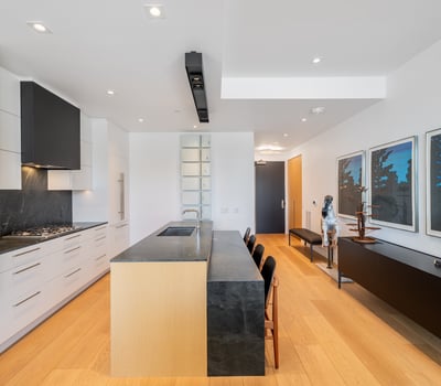 1 Strathgowan Ave suite 710, Toronto, ON