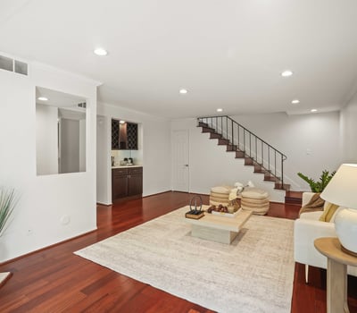 21620 Burbank Blvd., 22, Woodland Hills, CA