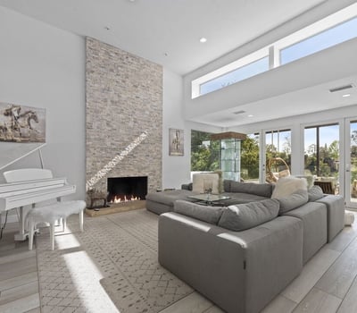 641 Walther Dr, Los Angeles, CA