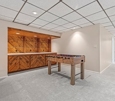 609 Lincoln Road, Bradford Woods, PA