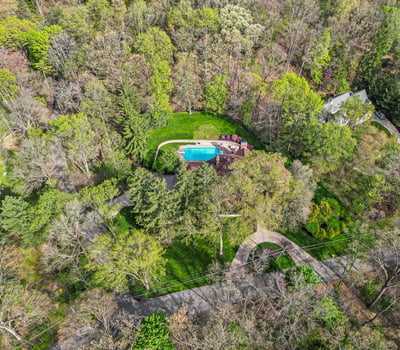 609 Lincoln Road, Bradford Woods, PA