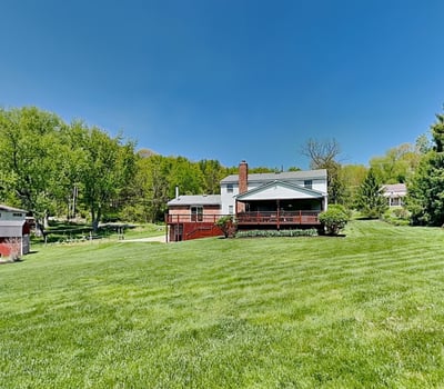 4216 Clendenning Road, Gibsonia, PA