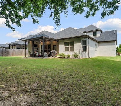 2823 N Whistle Post Dr, Fayetteville, AR