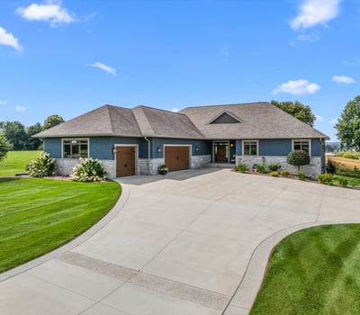 2177 Elsies Dr, Richfield, WI