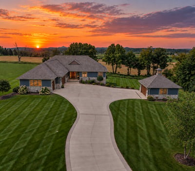 2177 Elsies Dr, Richfield, WI