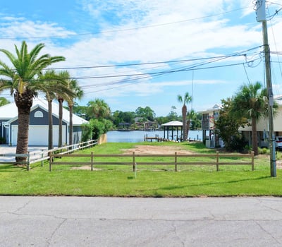 7304 S. Lagoon Drive, PANAMA CITY BEACH, FL