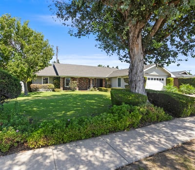 2505 E OshKosh Avenue, Anaheim, CA