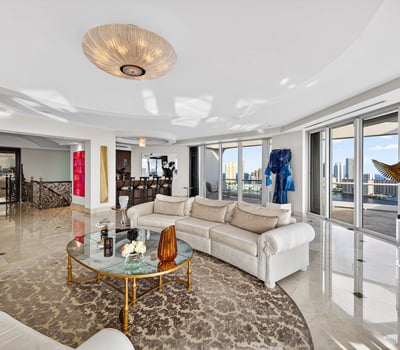 7000 Island Blvd PH-02, Aventura, FL