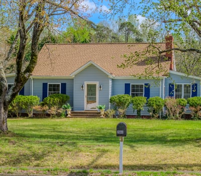 2667 White Chapel Road, Lively, VA