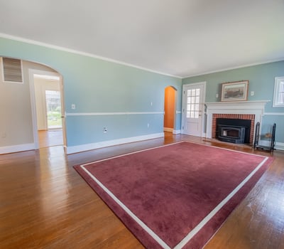 2667 White Chapel Road, Lively, VA