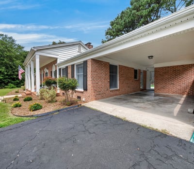 42 Venable Dr, Kilmarnock, VA