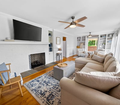 42 Venable Dr, Kilmarnock, VA