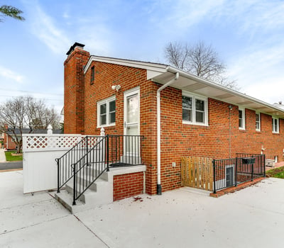 5909 Ridge View Dr., Alexandria, VA