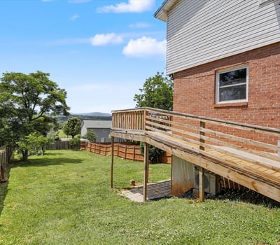205 S Shenandoah Ave, Front Royal, VA