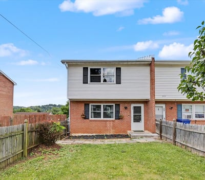 205 S Shenandoah Ave, Front Royal, VA