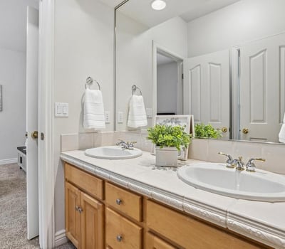 576 E Riverchase Way, Eagle, ID
