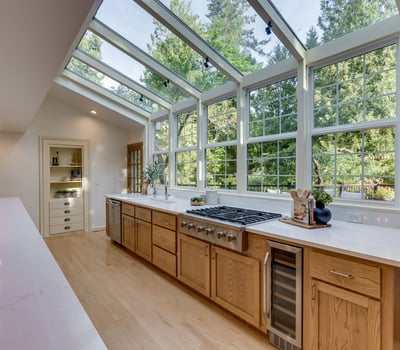 9025 NW Ash St., Portland, OR