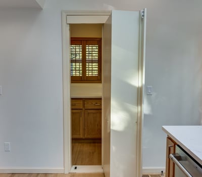 9025 NW Ash St., Portland, OR