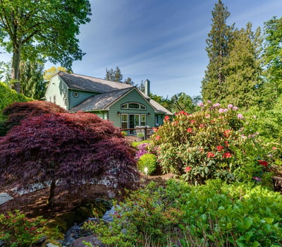9025 NW Ash St., Portland, OR