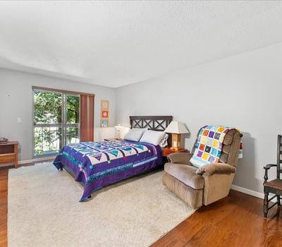 174 Oswego Summit, Lake Oswego, OR