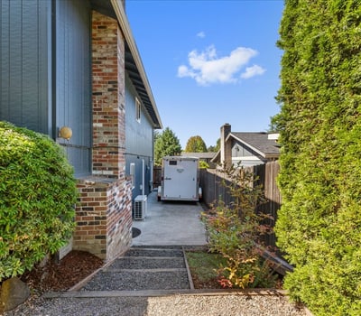 6990 SW Heath Pl, Beaverton, OR