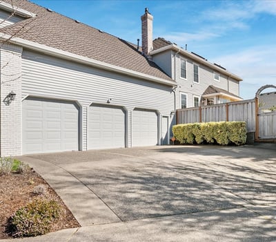 14775 SW Peachtree Dr, Portland, OR