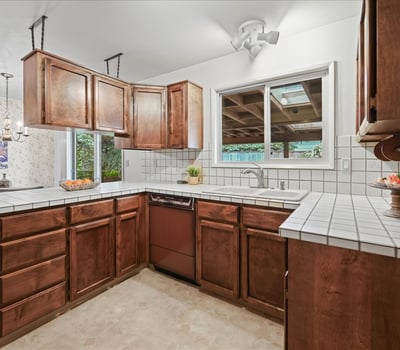 14650 NE Russell Court, Portland, OR